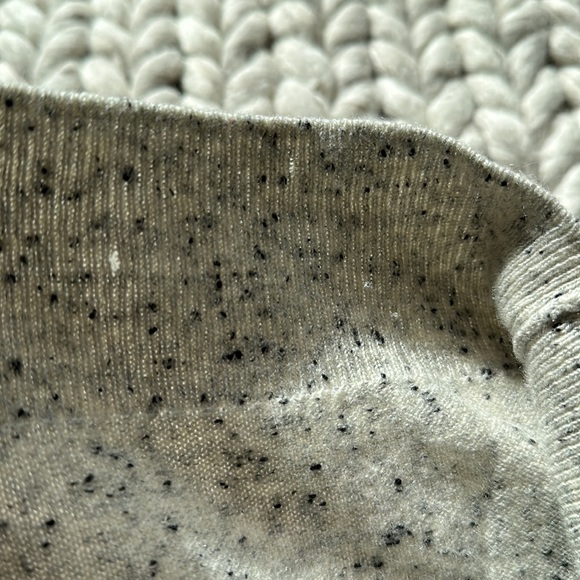 Everlane Grey Donegal Cashmere Sweater Size M - Picture 9 of 11